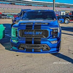 Meet your Posher, Axel